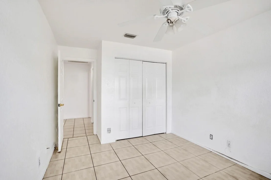 Photo of 8140 Palm Gate Drive