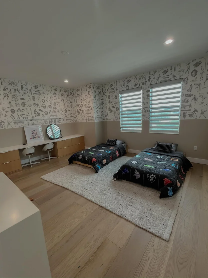Photo of 8227 OCEANUS Drive