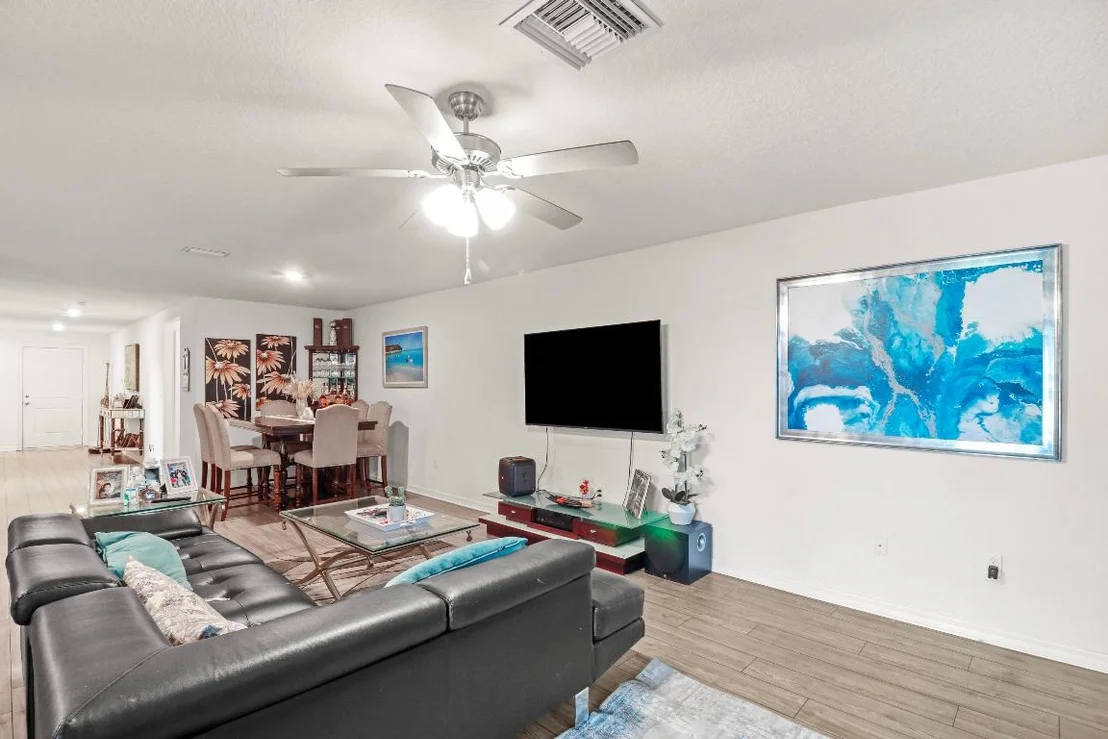 Photo of 5551 Imagination Drive