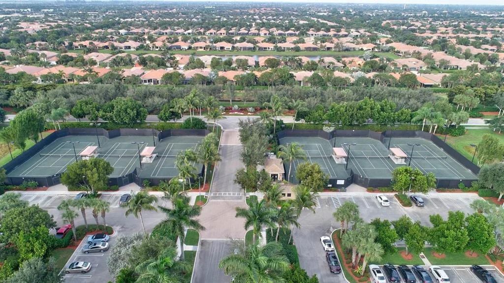 Photo of 7204 Twin Falls Drive