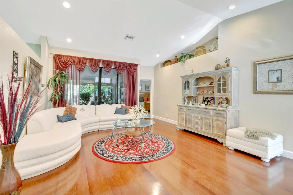 Photo of 8361 Leeway Lane