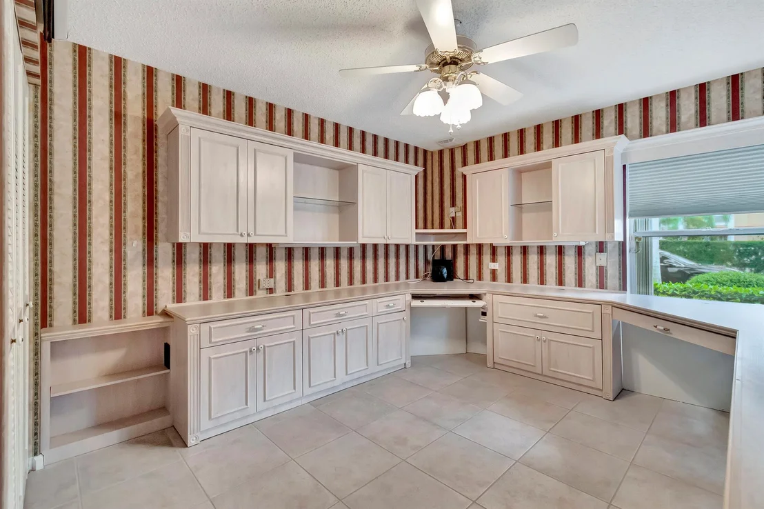 Photo of 7867 Waterfall Terrace