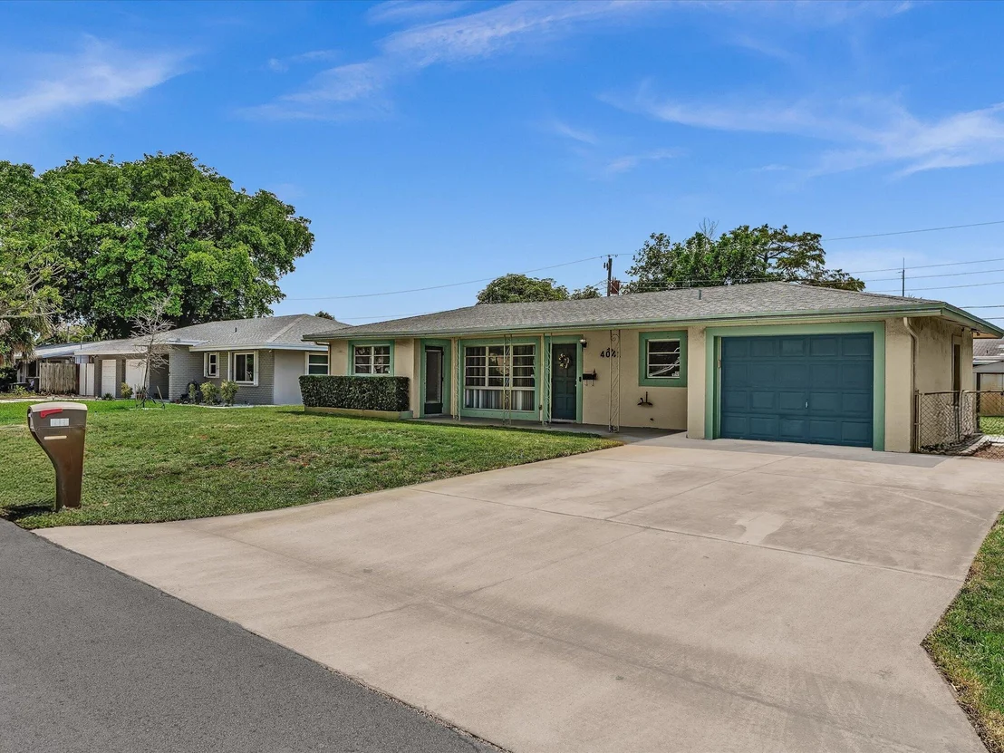Photo of 4041 NE 18th Terrace