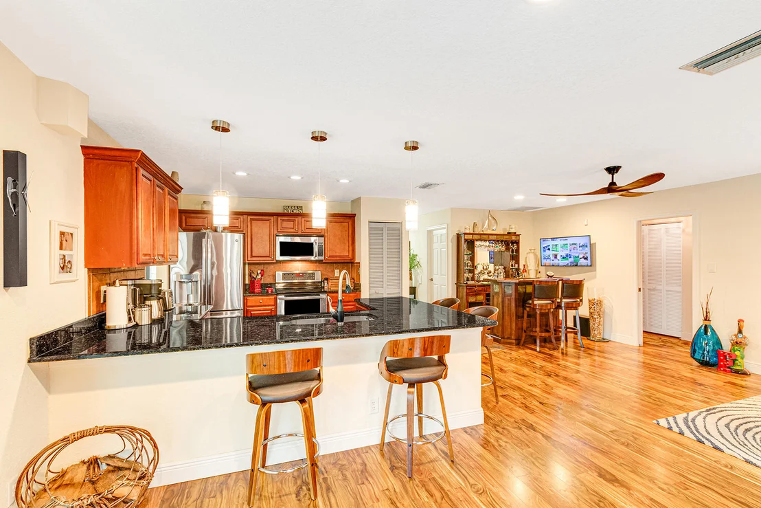Photo of 664 Juniper Place