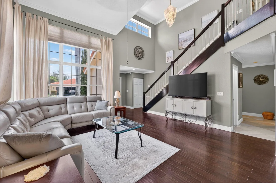 Photo of 5565 American Circle