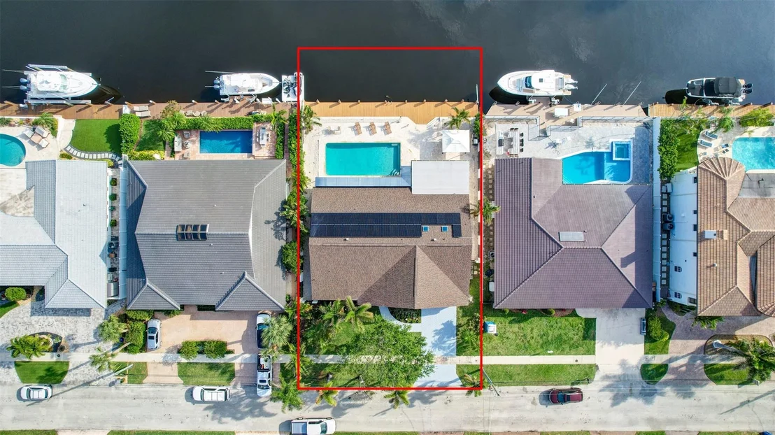 Photo of 2830 NE 47th Street