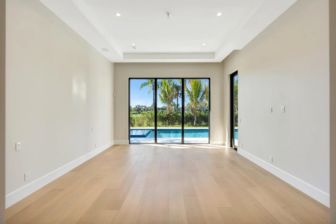 Photo of 112 Regatta Drive