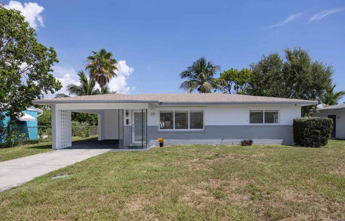 Photo of 215 Evergreen Drive