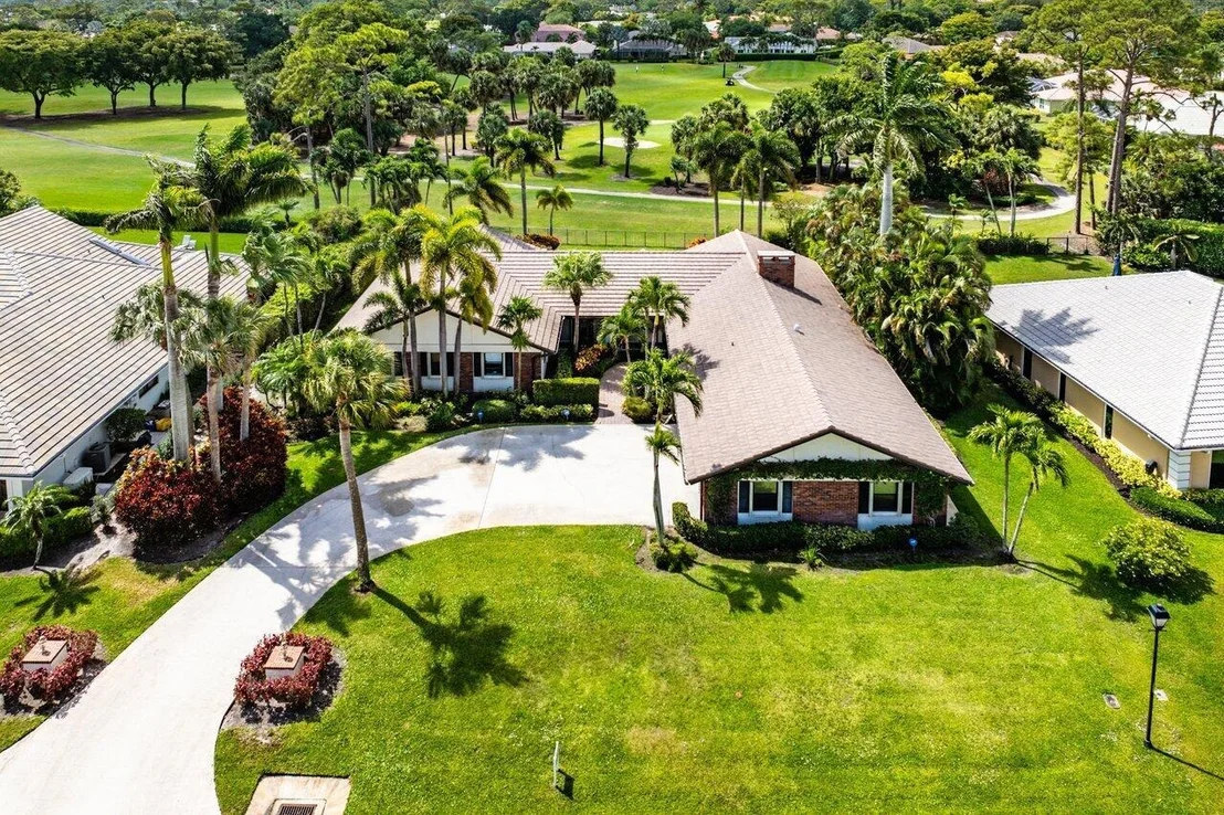 Photo of 477 Glenbrook Drive