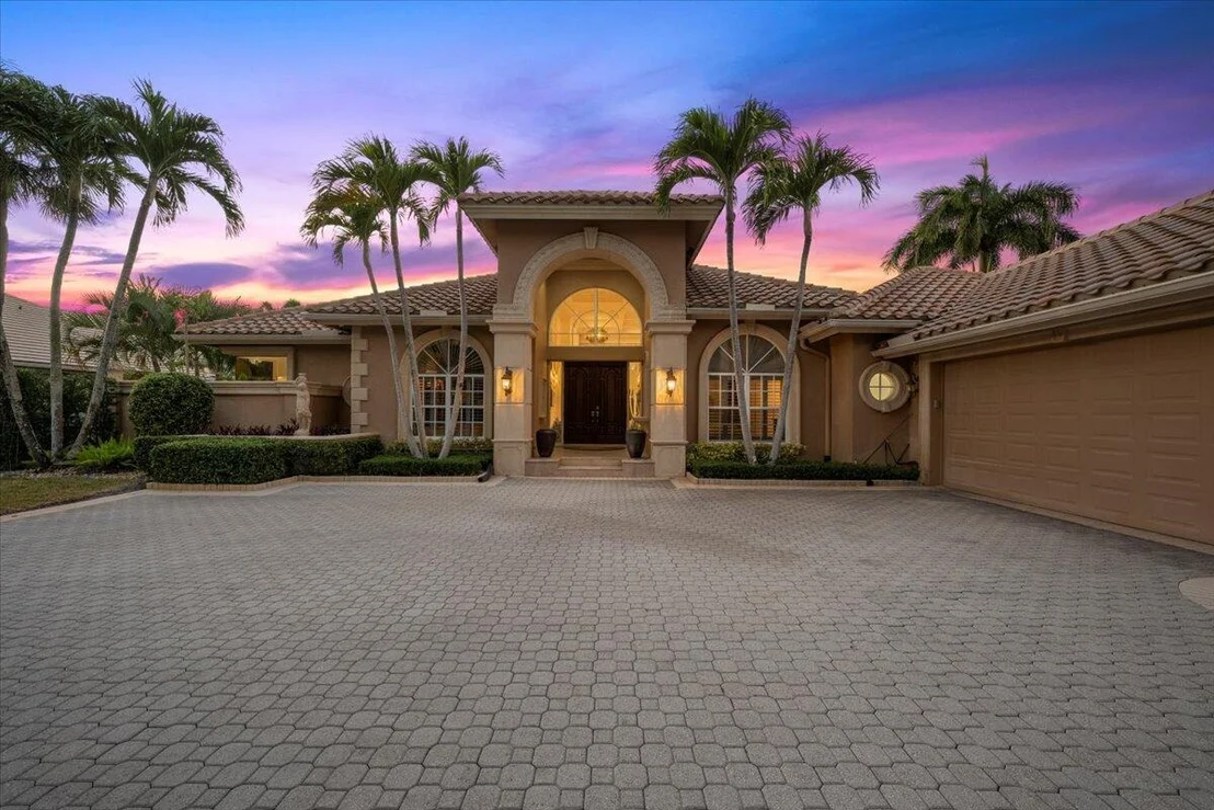 Photo of 1338 Breakers West Boulevard