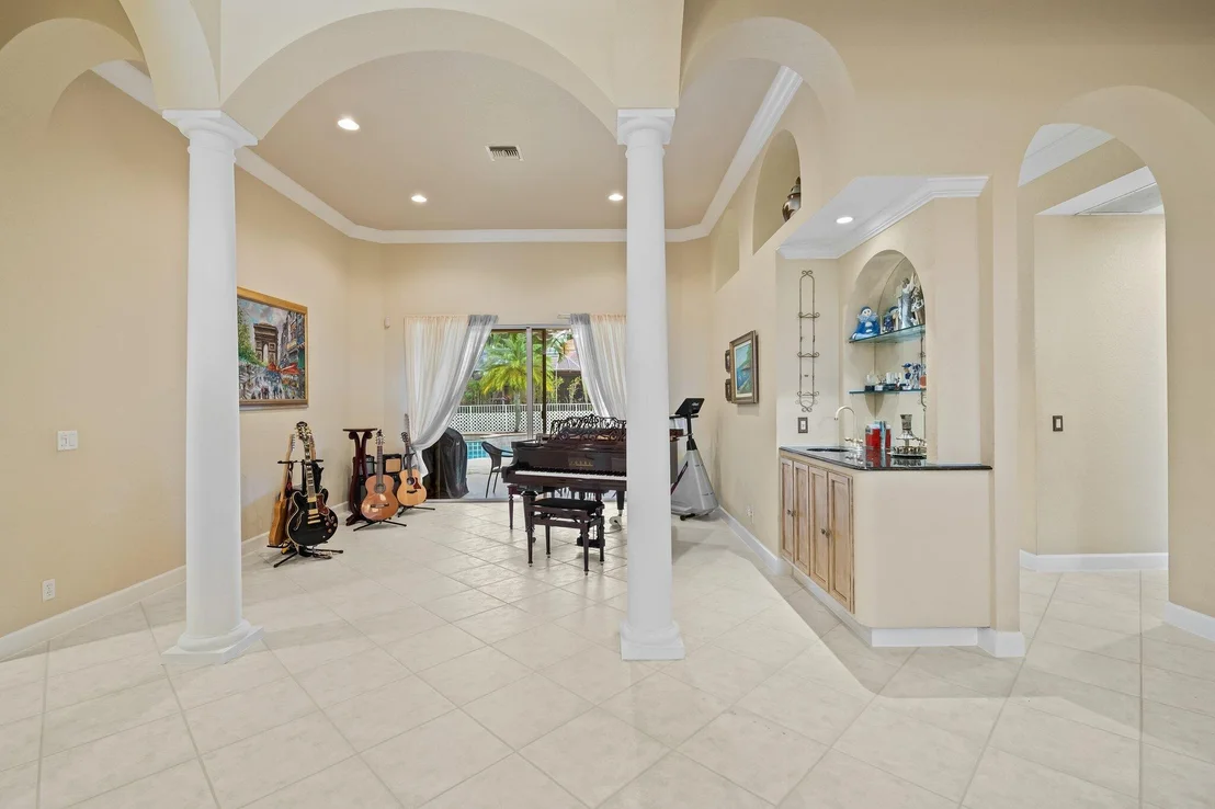 Photo of 21255 Falls Ridge Way