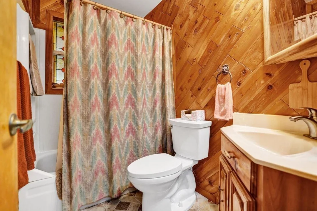 Photo of 4387 Appian Way