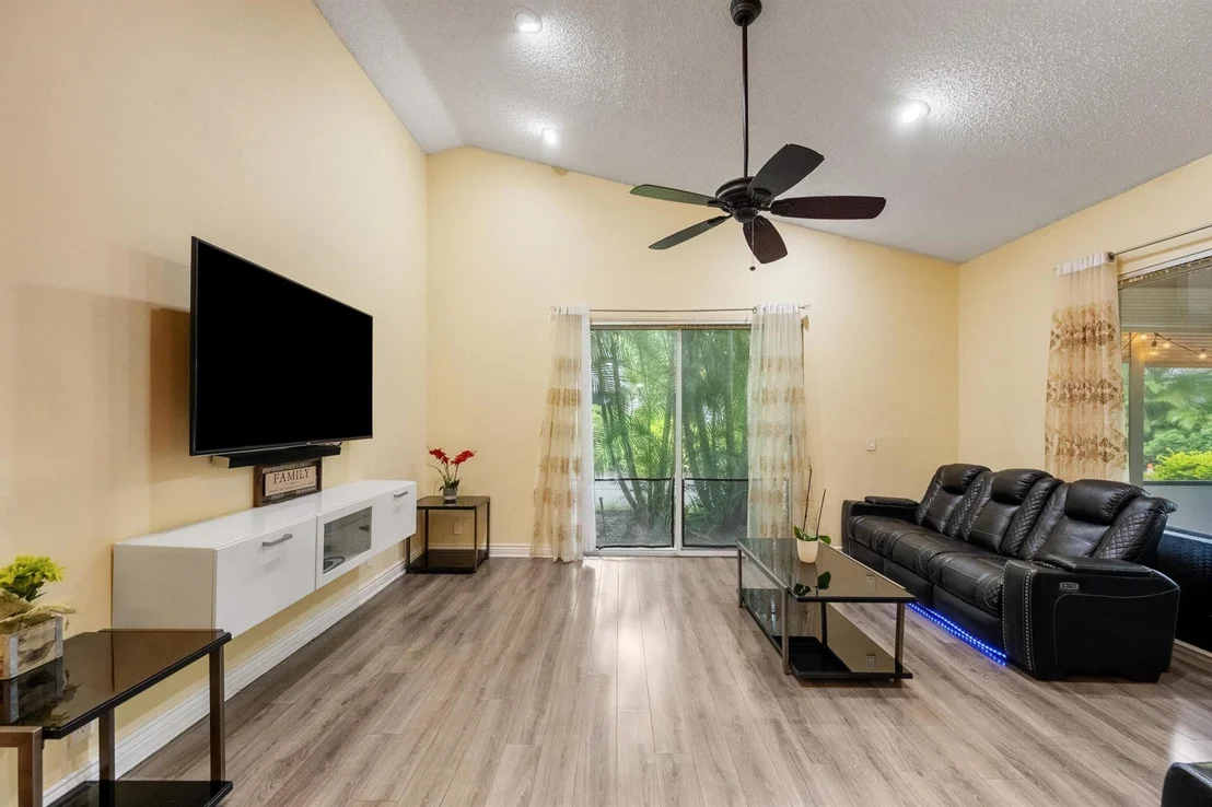 Photo of 7640 Forest Green Lane