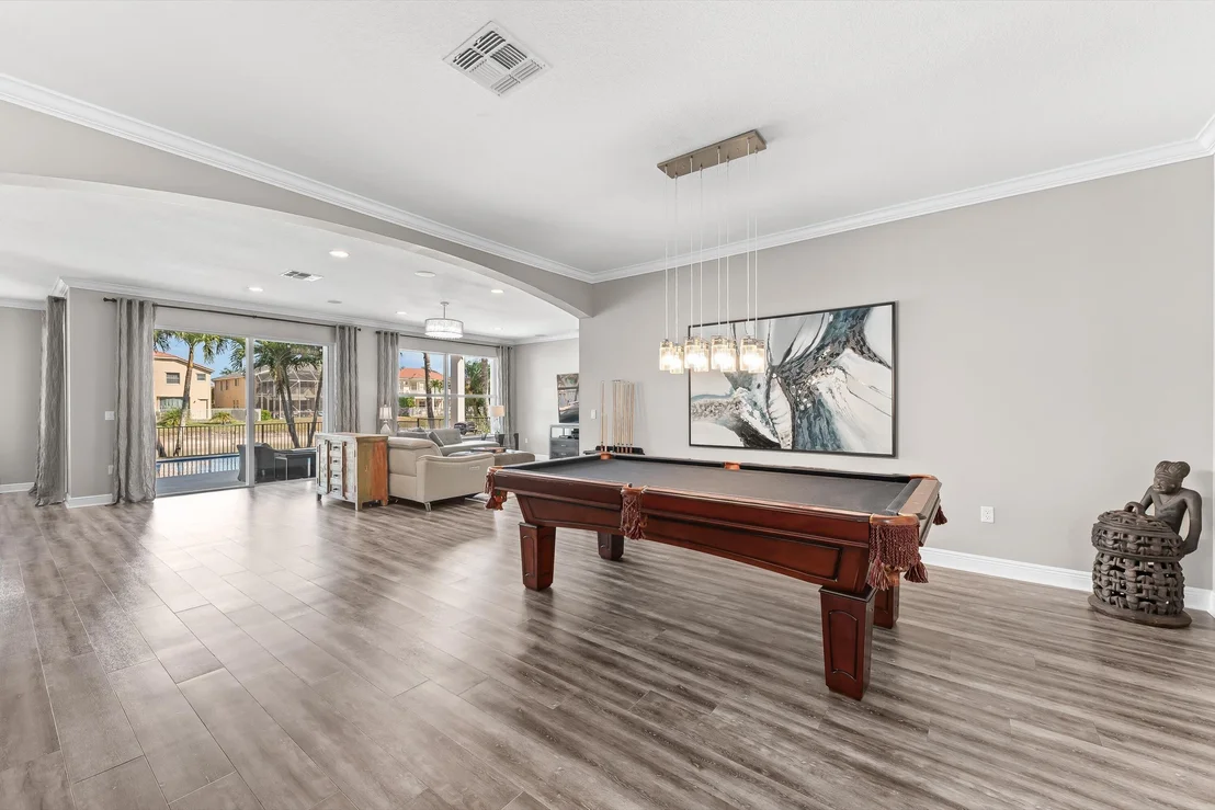 Photo of 9724 Phipps Lane