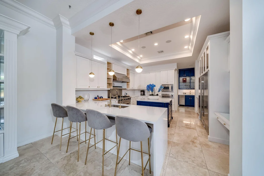 Photo of 17593 Middle Lake Drive