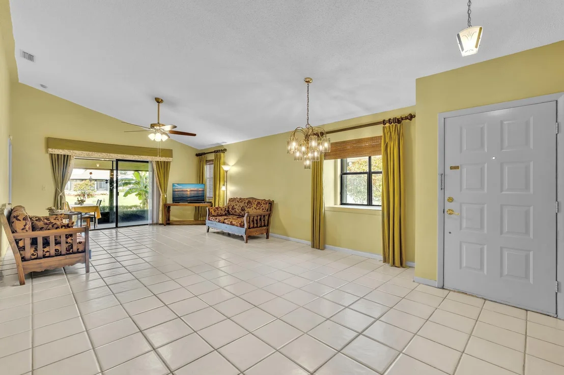 Photo of 4787 Brighton Lakes Boulevard