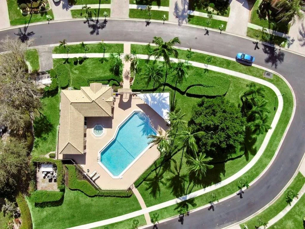 Photo of 6261 Evian Place