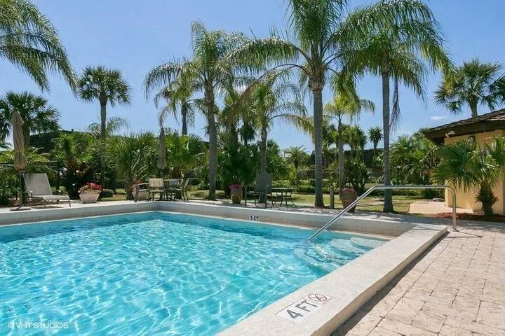 Photo of Unit 18D at 1420 Ocean Way