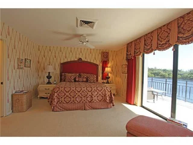 Photo of 960 Indigo Point