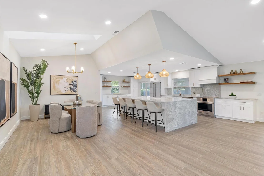 Photo of 1395 Pine Valley Drive