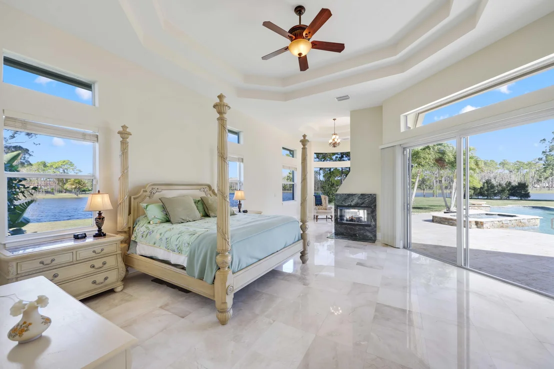 Photo of 11581 Manatee Terrace