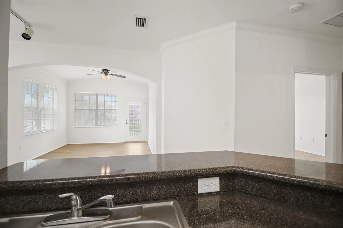 Photo of 272 SE Kitching Circle