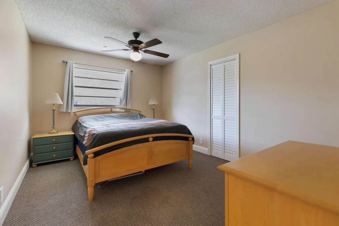 Photo of 634 Riviera Drive