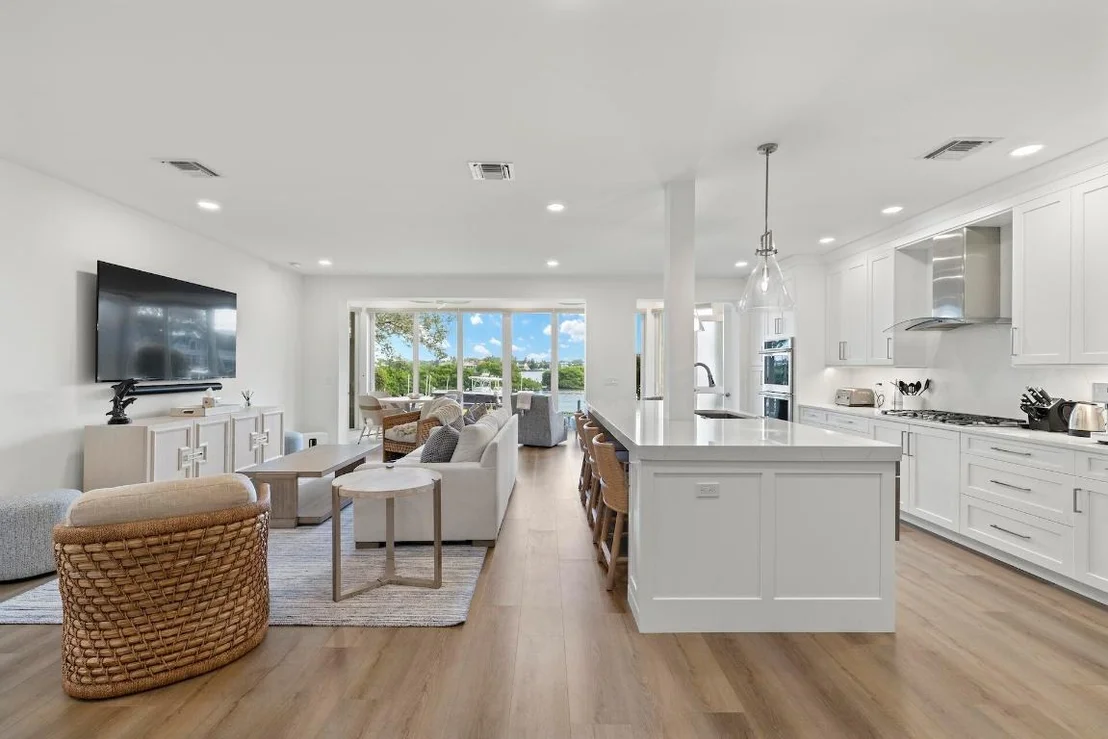 Photo of 220 Eagle Drive