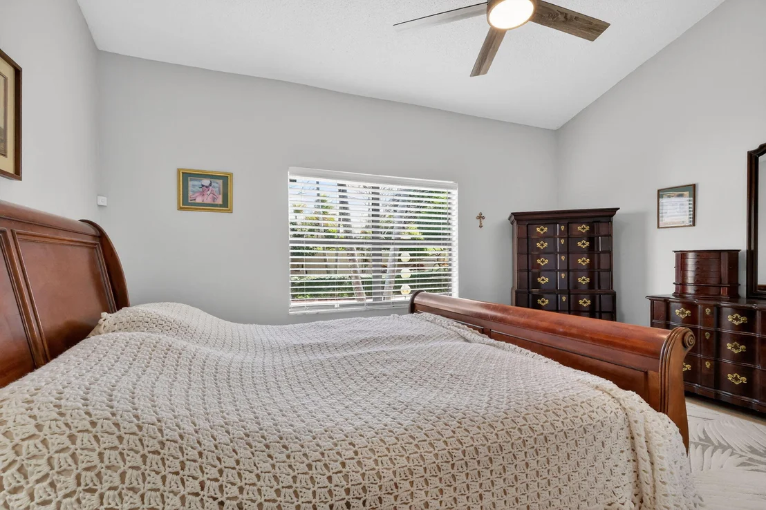 Photo of 5875 Sun Pointe Circle