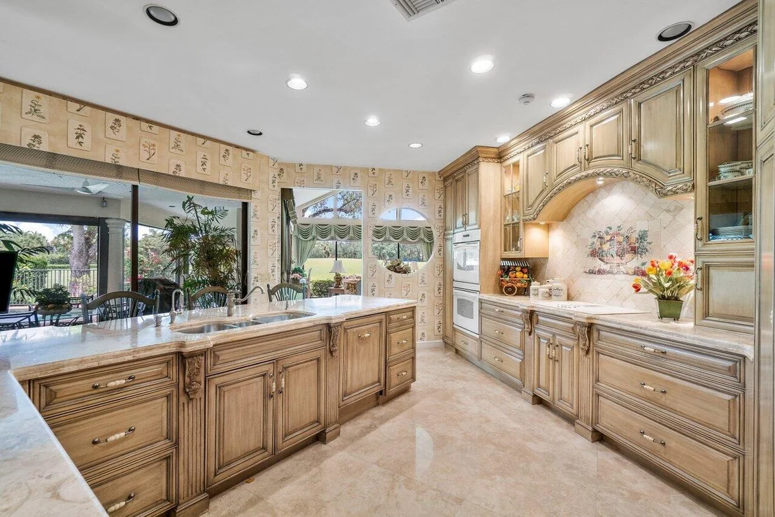 Photo of 7283 Mandarin Drive