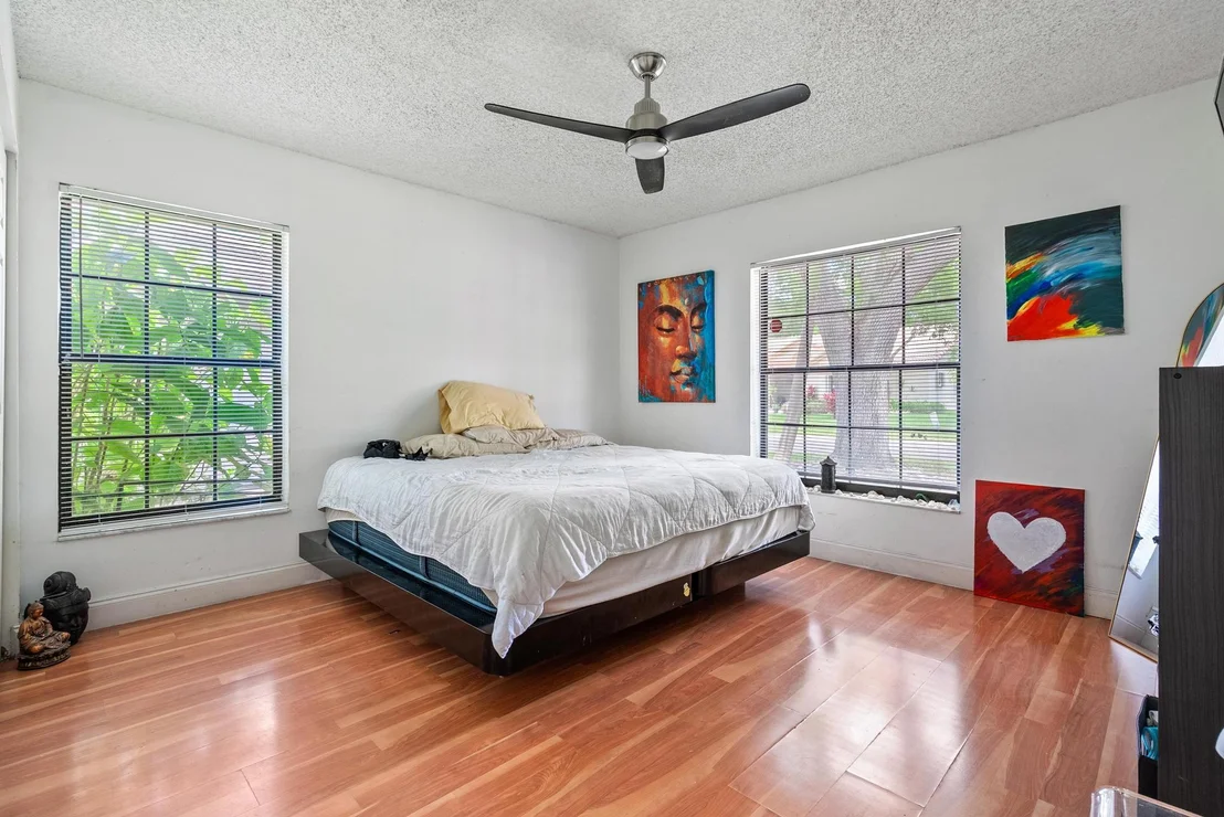 Photo of 8521 Leeway Lane