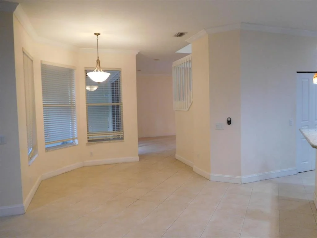 Photo of 5515 Mainship Drive