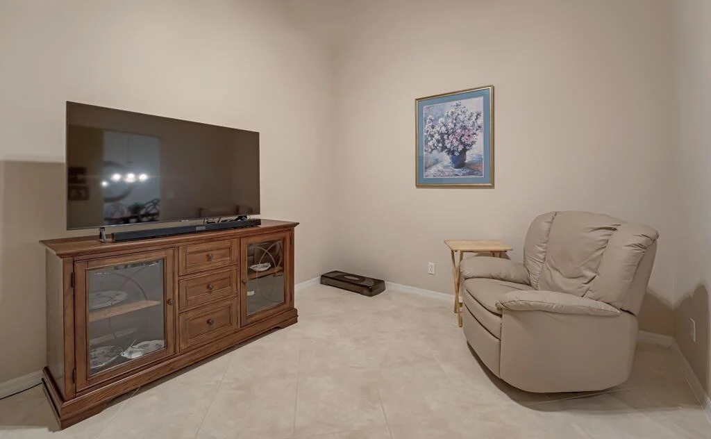 Photo of 8576 Logia Circle