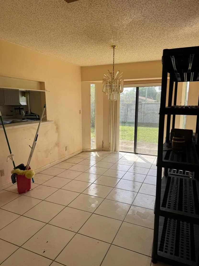 Photo of 702 Enfield Road