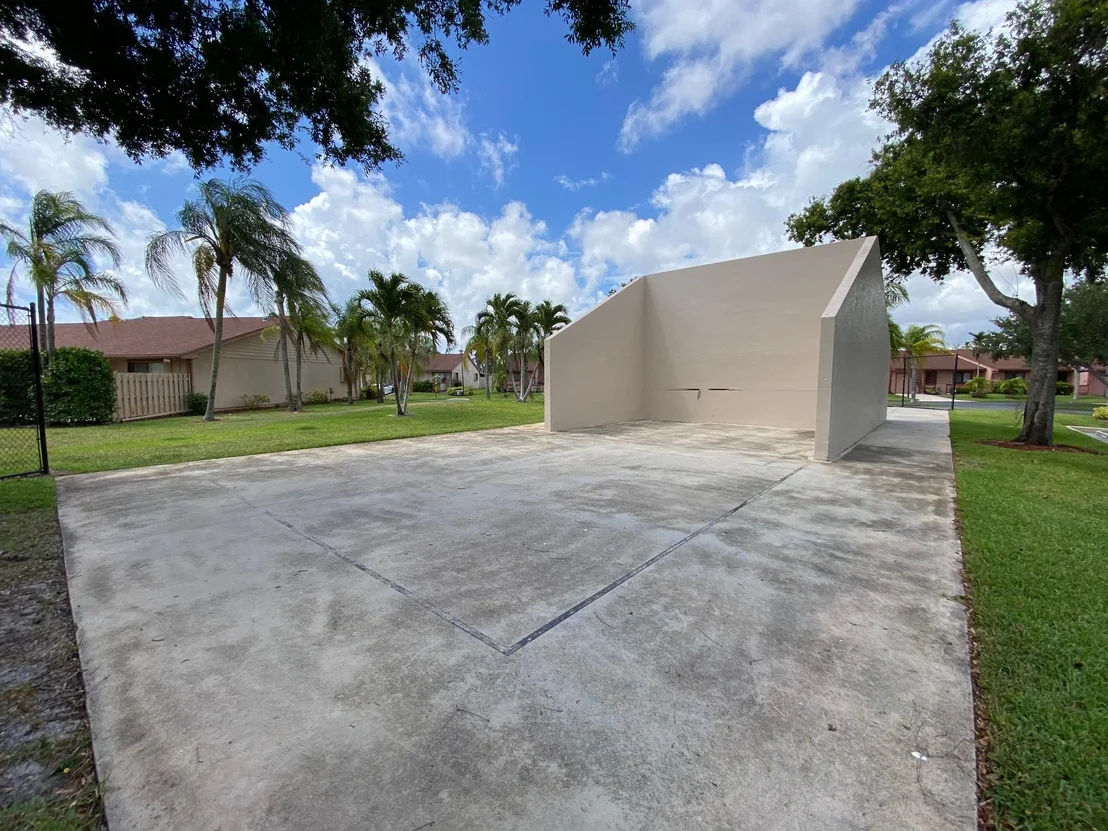 Photo of 14 Walcott Drive