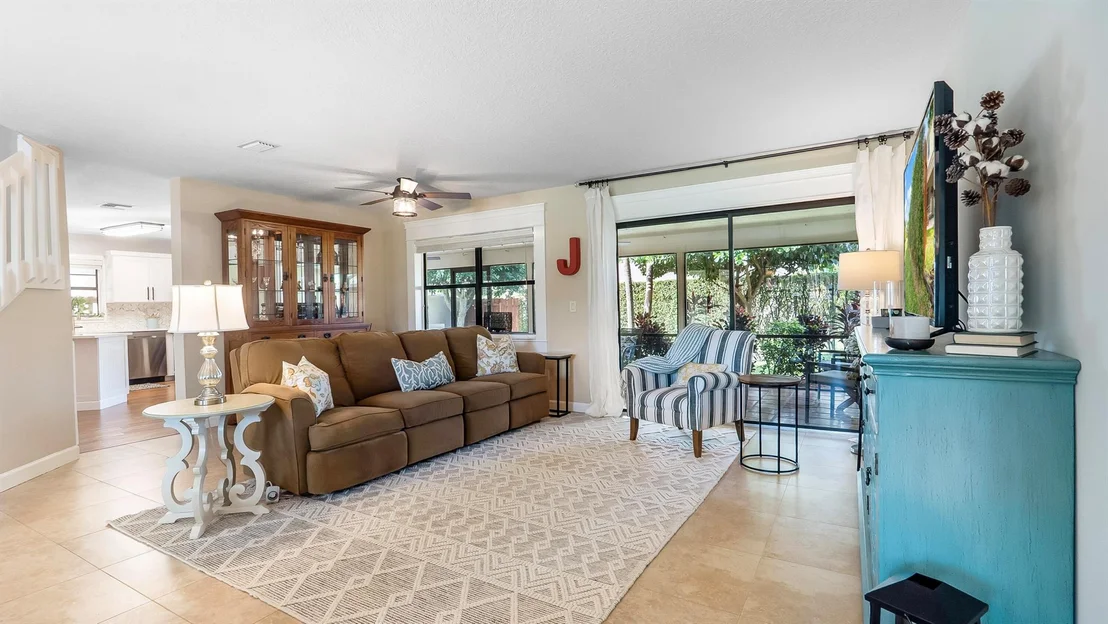 Photo of 23059 Sunfield Drive
