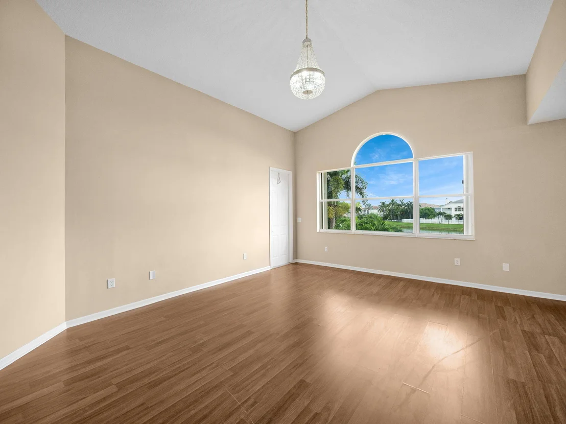 Photo of 2754 Danforth Terrace