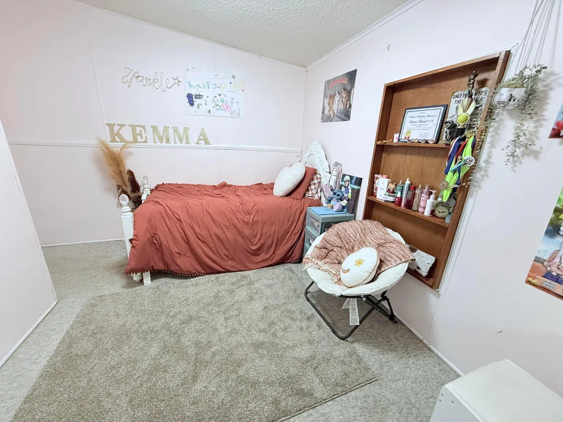 Photo of 7870 SE 57th Drive