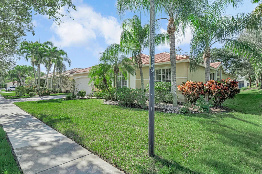 Photo of 7903 Ferndale Bend Drive