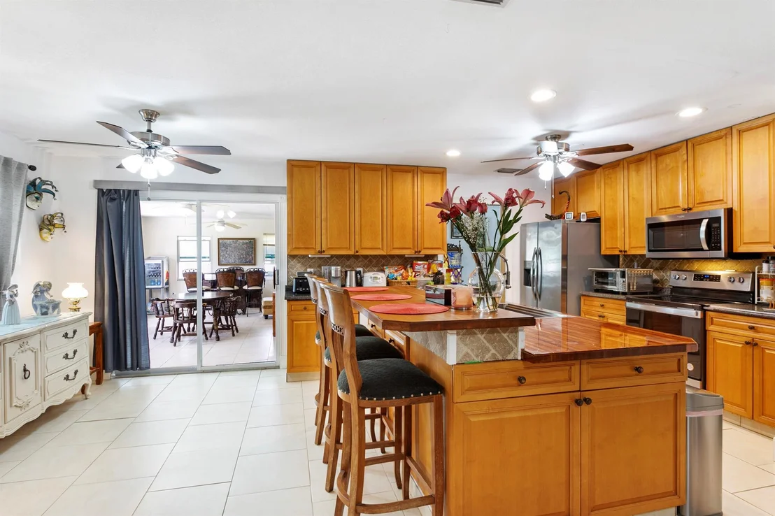 Photo of 5324 Canal Drive