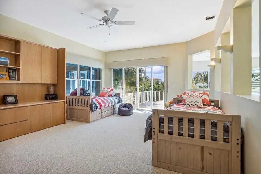 Photo of 2866 SE Dune Drive