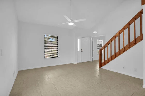 Photo of Unit A at 426 N Cypress Drive