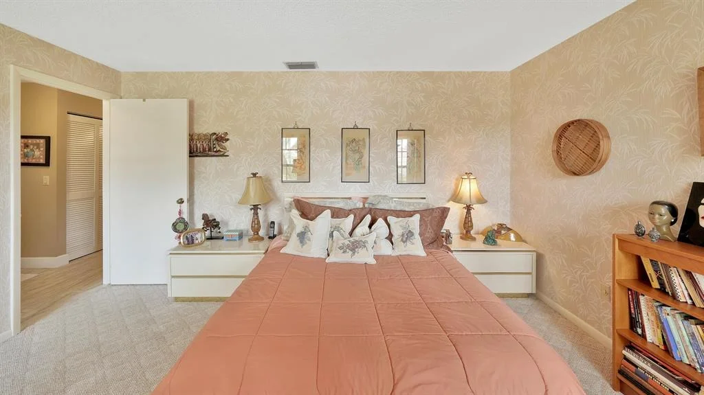 Photo of 11294 Clover Leaf Circle