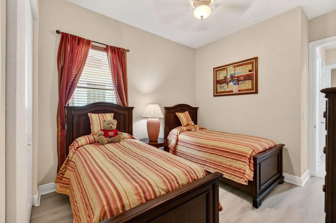 Photo of 16211 Rosecroft Terrace