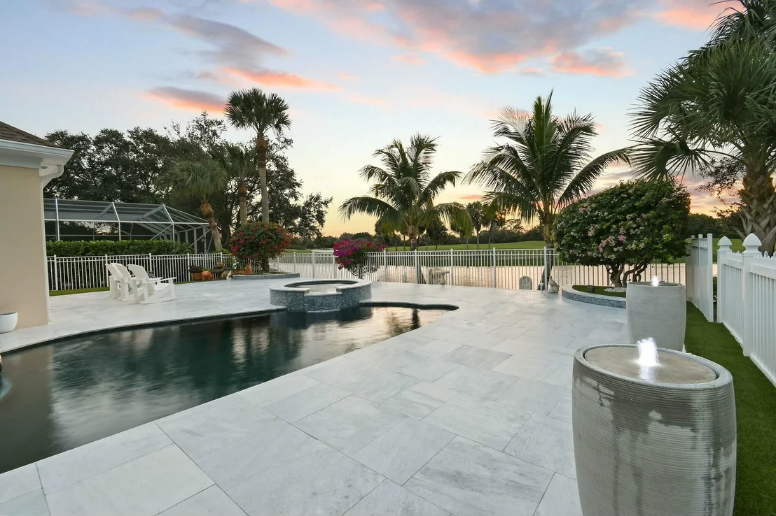 Photo of 196 Barbados Drive