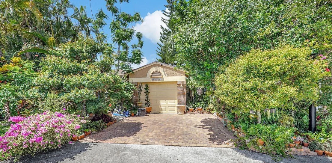 Photo of 13856 Langley Place