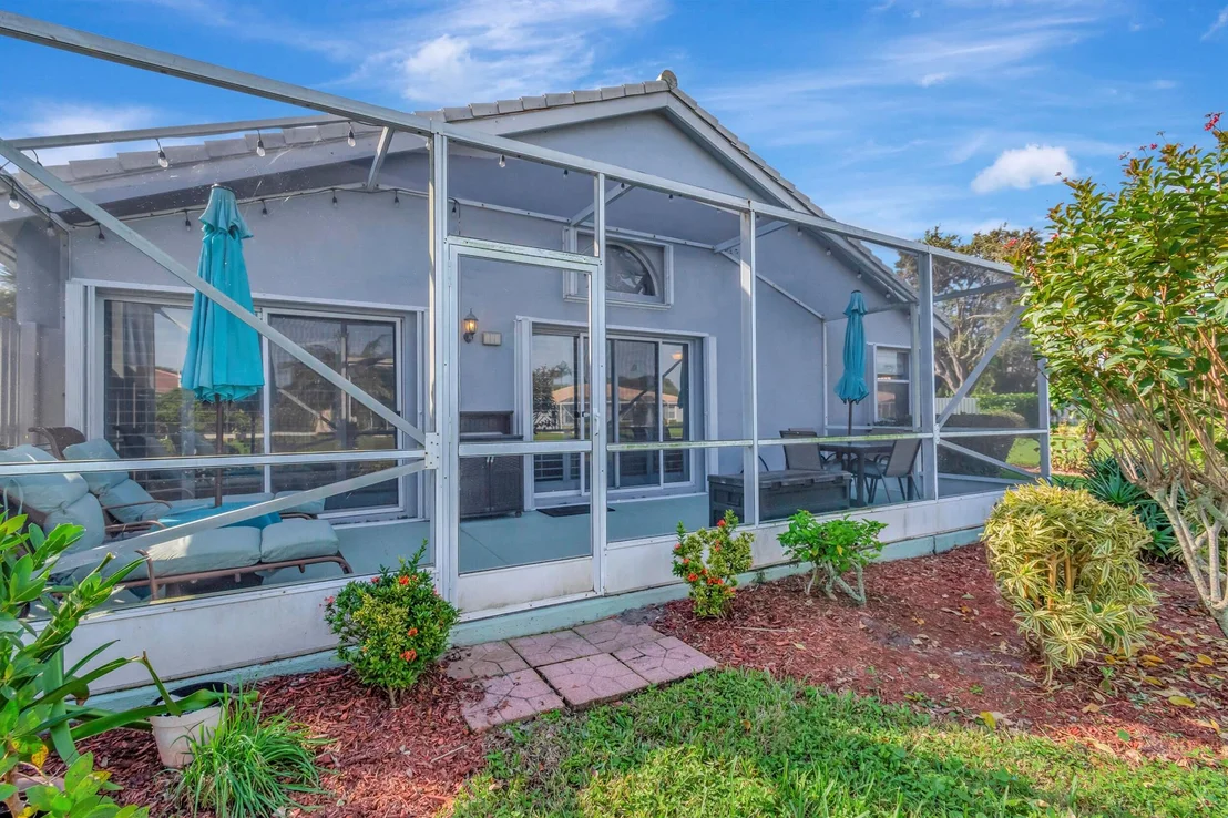 Photo of 10847 Crystal Key Lane