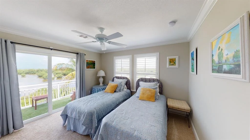 Photo of 121 Grassy Road