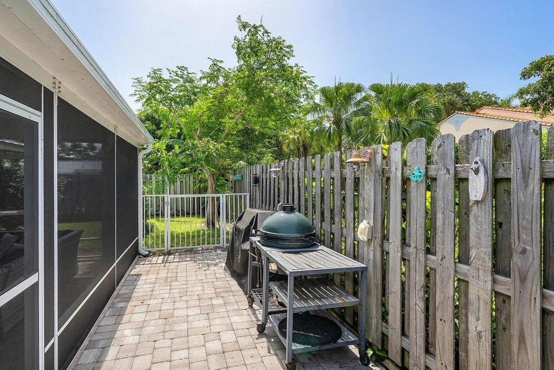 Photo of 130 Lucina Drive