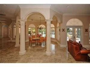 Photo of 942 Allamanda Drive